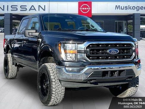 Used 2023 Ford F150 XLT image 1