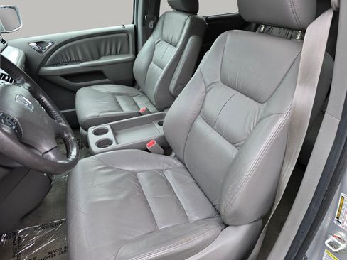 Used 2010 Honda Odyssey EX-L image 24