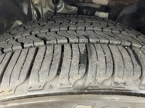 Used 2021 Toyota Camry XLE image 53