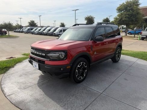 Used 2022 Ford Bronco Sport Outer Banks w/ Tech Package AWD/4WD image 3