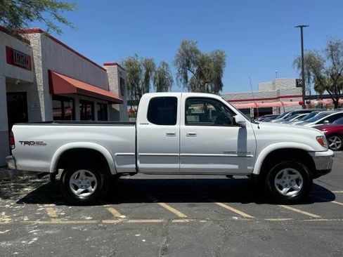 Used 2002 Toyota Tundra Limited RWD image 2