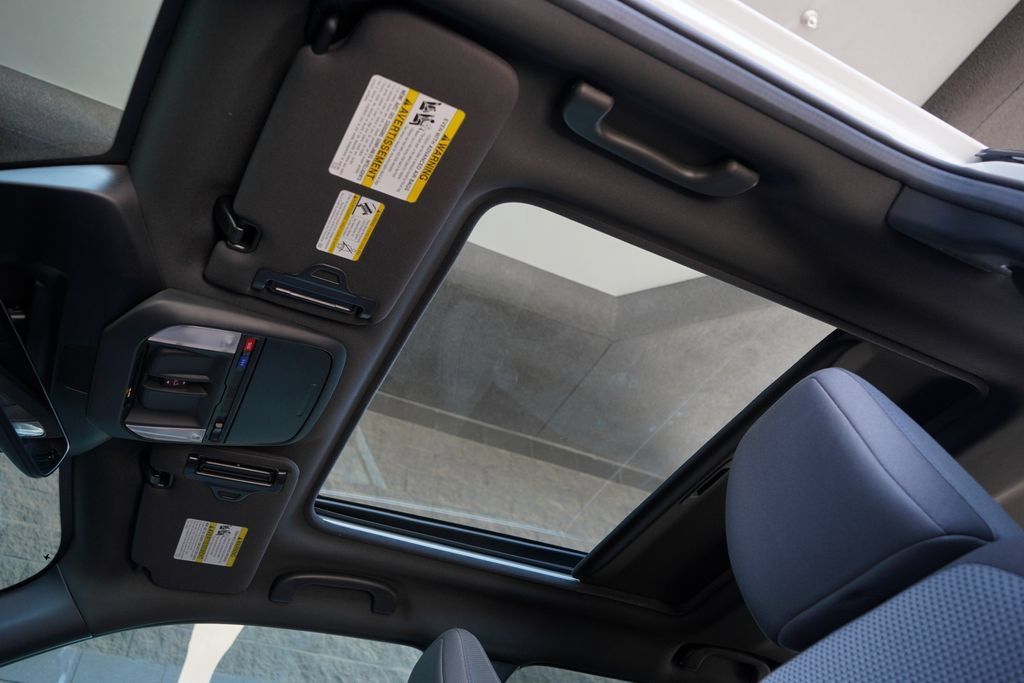 New 2026 Subaru Forester Premium AWD/4WD image 31