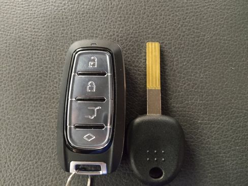 Used 2019 RAM 1500 Tradesman w/ Tradesman SXT Package image 32