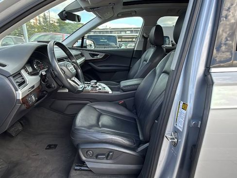 Used 2019 Audi Q7 2.0T Premium AWD/4WD image 24