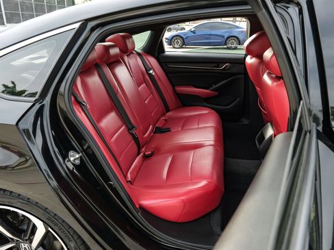 Used 2019 Honda Accord Sport image 38