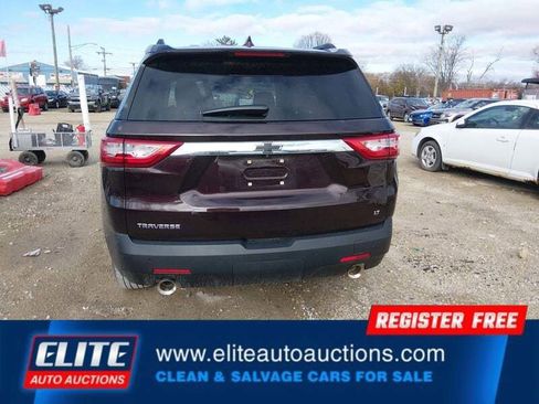 Used 2021 Chevrolet Traverse LT FWD image 32