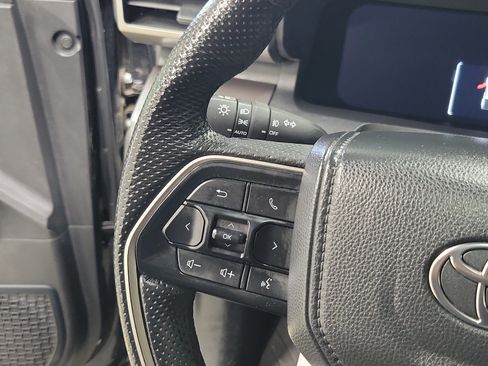 Used 2024 Toyota Tacoma TRD Off-Road w/ TRD Off Road Premium Package AWD/4WD image 24