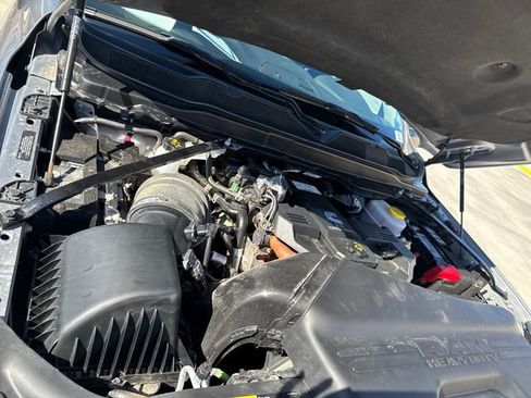 Used 2024 RAM 2500 Laramie w/ Safety Group image 27