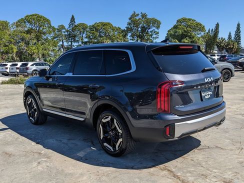 Used 2025 Kia Telluride S AWD/4WD image 4