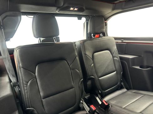 Used 2023 Ford Bronco 2-Door AWD/4WD image 38