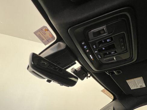 Used 2022 GMC Sierra 1500 AT4 w/ AT4 Premium Package image 31