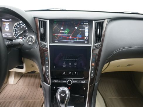 Used 2018 INFINITI Q50 Luxe w/ Essential Package (3.0T Luxe) RWD image 19
