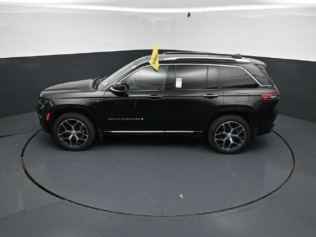 Used 2022 Jeep Grand Cherokee Summit AWD/4WD image 60