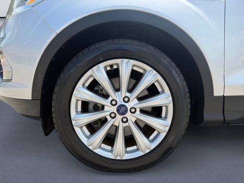 Used 2017 Ford Escape Titanium FWD image 9