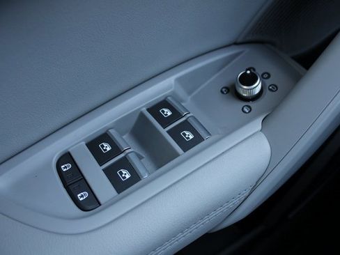 Used 2022 Audi Q5 2.0T Premium Plus w/ Premium Plus Package image 17