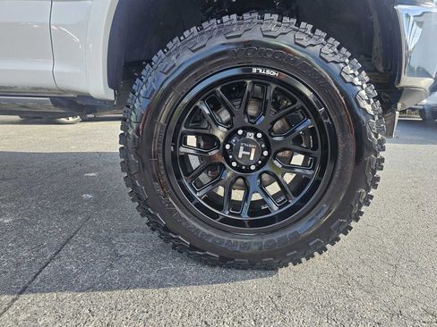 Used 2020 Ford F150 Lariat w/ Equipment Group 502A Luxury image 5