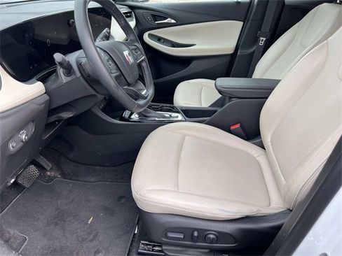 Used 2025 Buick Encore GX Sport Touring w/ Comfort Package image 13