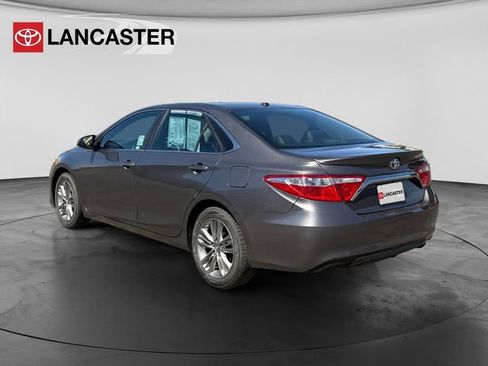 Used 2016 Toyota Camry SE w/ Protection Package (Q2) FWD image 5