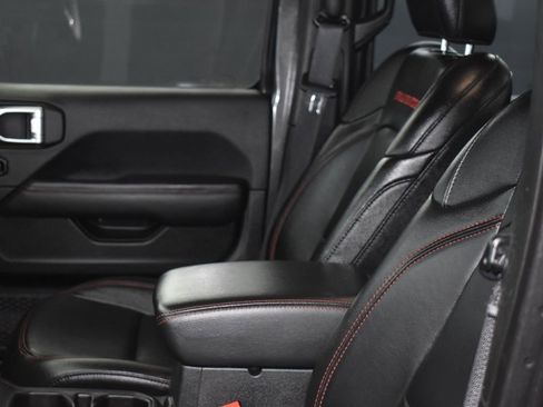 Used 2023 Jeep Gladiator Rubicon w/ LED Lighting Group image 10