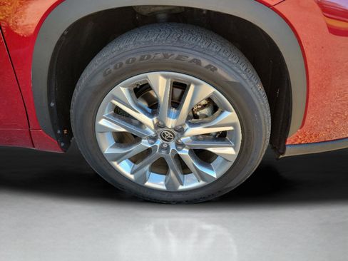 Used 2023 Toyota Highlander Limited image 27