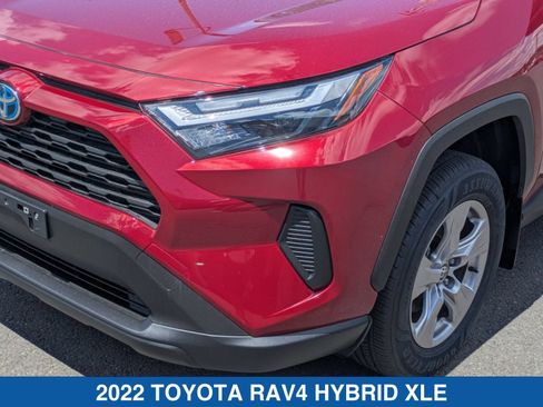 Used 2022 Toyota RAV4 XLE w/ Convenience Package AWD/4WD image 10