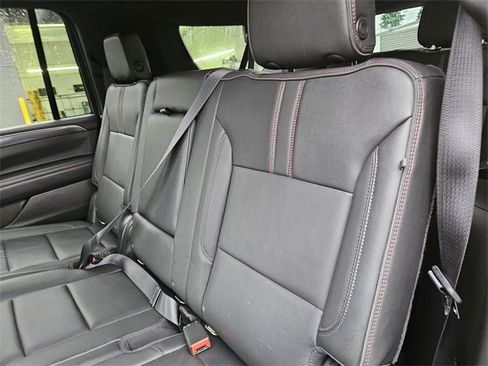 Used 2021 Chevrolet Suburban RST image 16