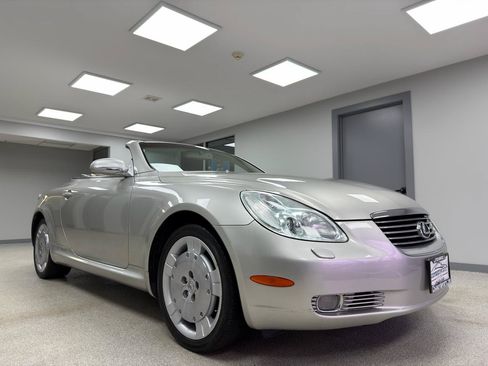 Used 2003 Lexus SC 430 Convertible RWD image 8