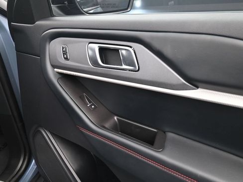 Used 2025 Ford Explorer ST-Line w/ Premium Package RWD image 12