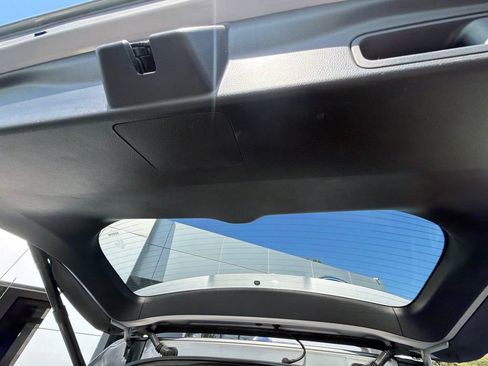 Used 2019 Honda Pilot Elite image 11