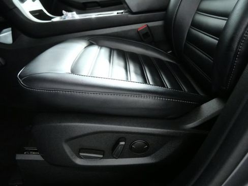 Certified 2024 Ford Edge SEL w/ Convenience Package AWD/4WD image 14