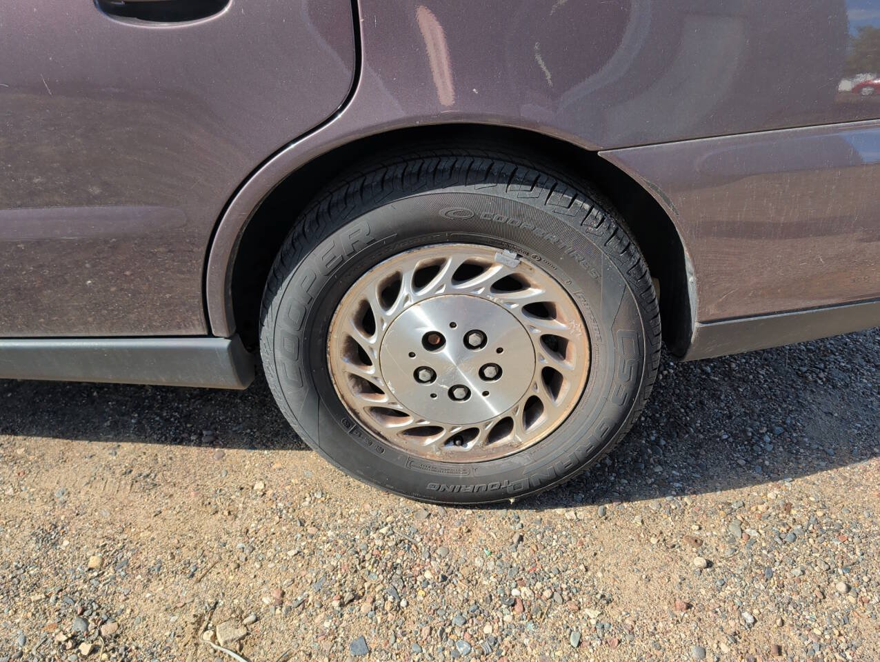 Used 2000 Saturn L-Series LS2 FWD image 10