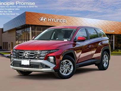 New 2025 Hyundai Tucson SE