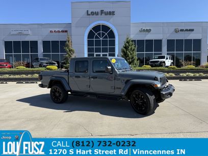 Used 2025 Jeep Gladiator Sport