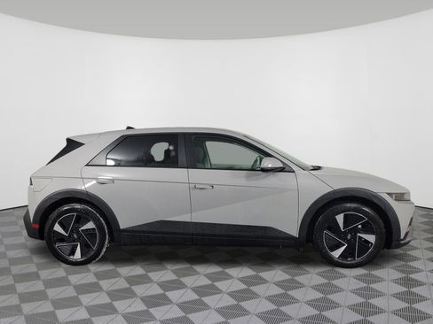 New 2026 Hyundai Ioniq 5 SEL image 2