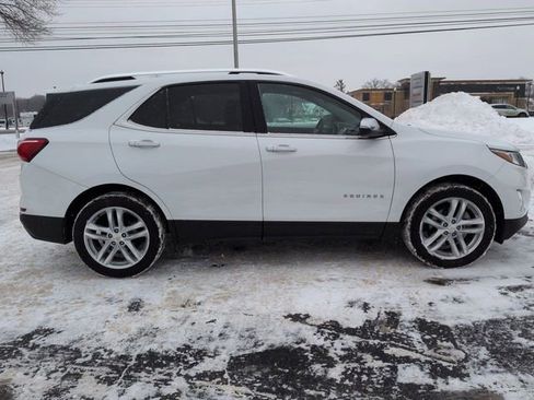 Used 2019 Chevrolet Equinox Premier image 2