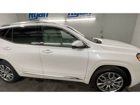 Certified 2024 GMC Terrain Denali w/ Denali Premium Package image 2