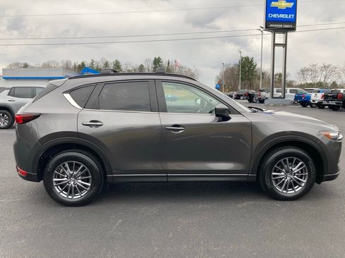 Used 2019 MAZDA CX-5 Touring image 8