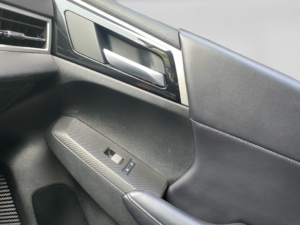 Used 2024 Mitsubishi Outlander SE Black Edition FWD image 23