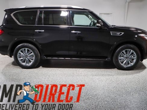 Used 2023 INFINITI QX80 Luxe w/ Cargo Package RWD image 6