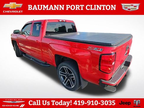Used 2016 Chevrolet Silverado 1500 LT w/ LPO, Black Pack AWD/4WD image 4