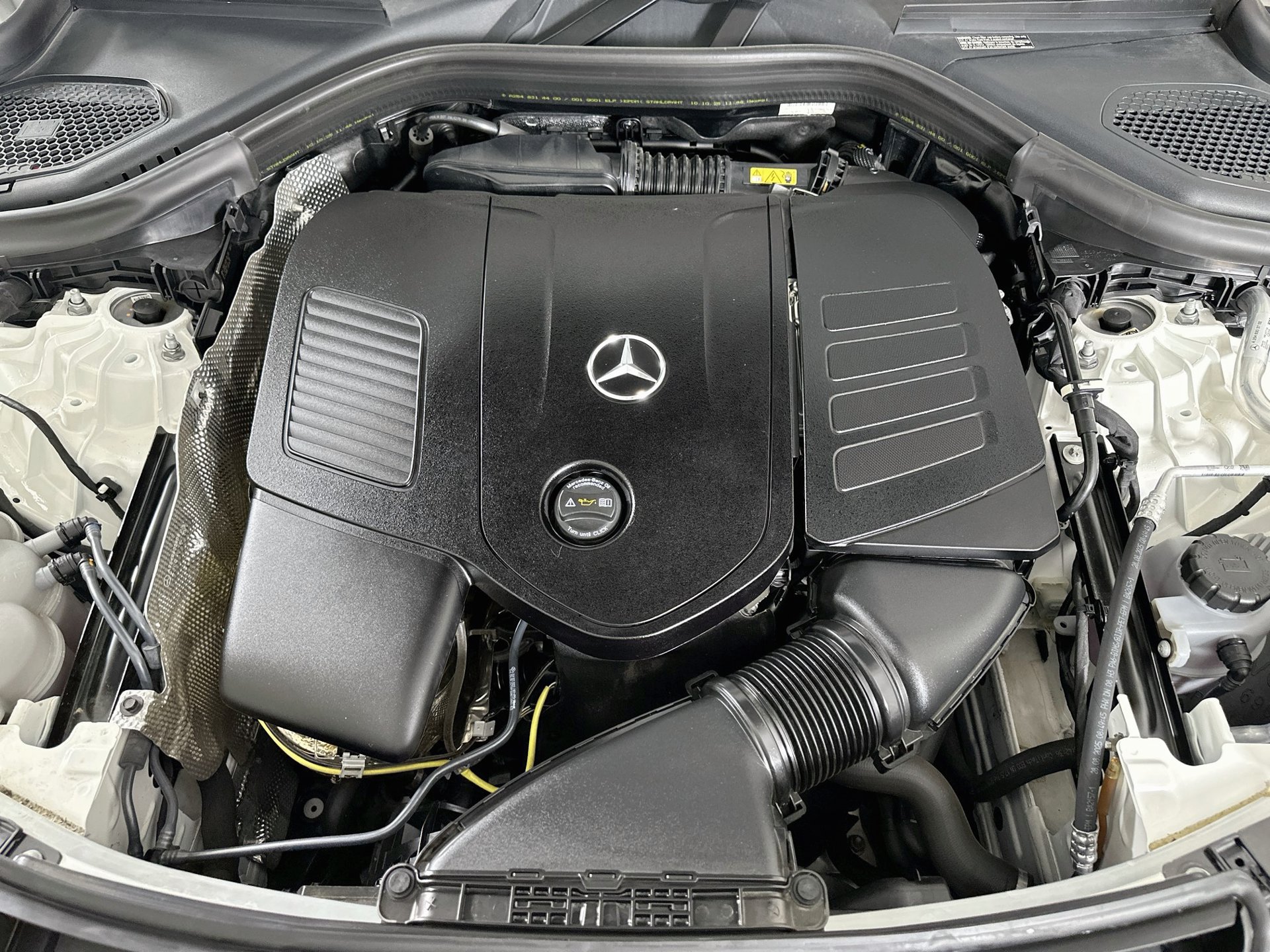Certified 2026 Mercedes-Benz GLC 300 image 29