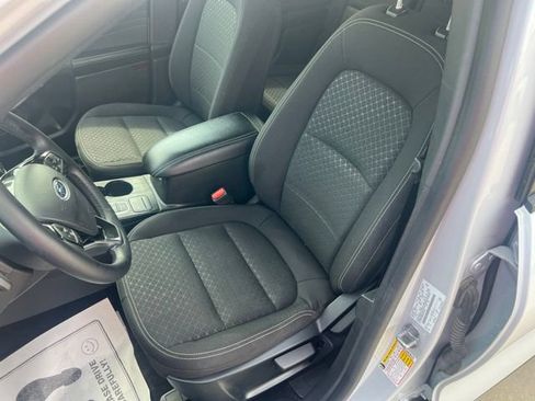 Used 2025 Ford Escape Active w/ Cold Weather Package FWD image 20