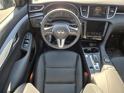 Used 2025 INFINITI QX50 Pure image 15