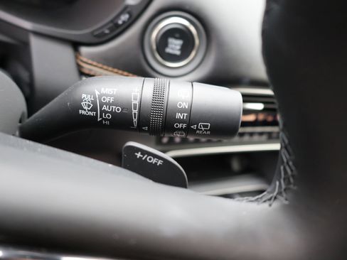 Certified 2025 MAZDA CX-70 3.3 Turbo w/ Premium Plus Pkg image 38