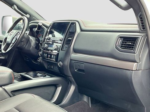 Used 2023 Nissan Titan PRO-4X image 30