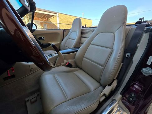 Used 2000 MAZDA MX-5 Miata LS image 8