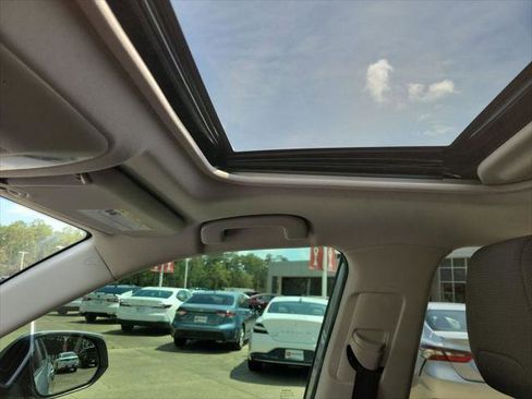 Certified 2022 Toyota RAV4 XLE w/ Convenience Package FWD image 26