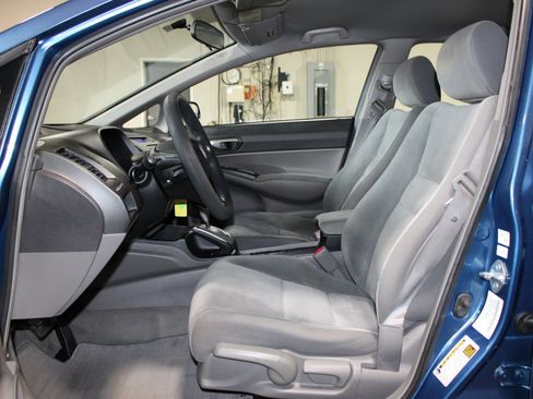 Used 2010 Honda Civic LX image 8