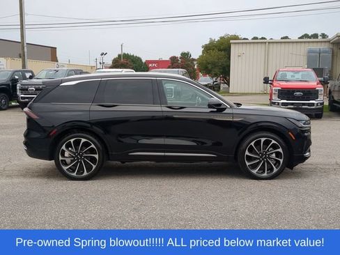 Used 2024 Lincoln Nautilus Black Label AWD/4WD image 14