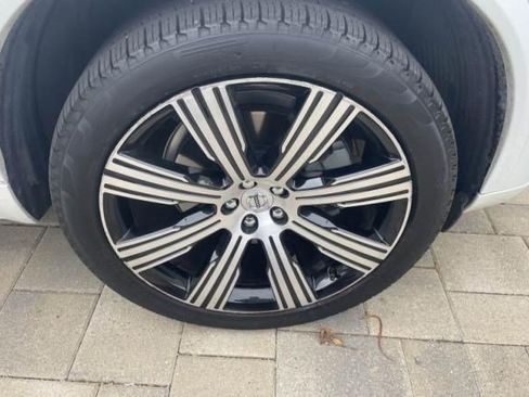 Used 2023 Volvo XC90 B6 Ultimate AWD/4WD image 5